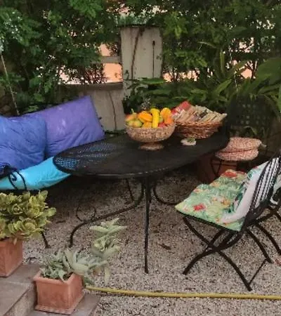 Taverna Elena Apartman *